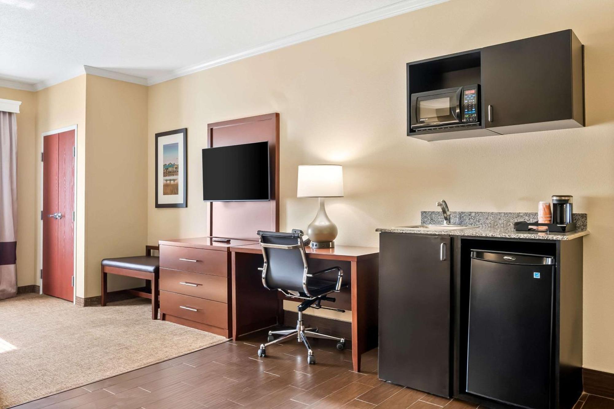 Comfort Suites Panama City Near Tyndall Afb Dış mekan fotoğraf